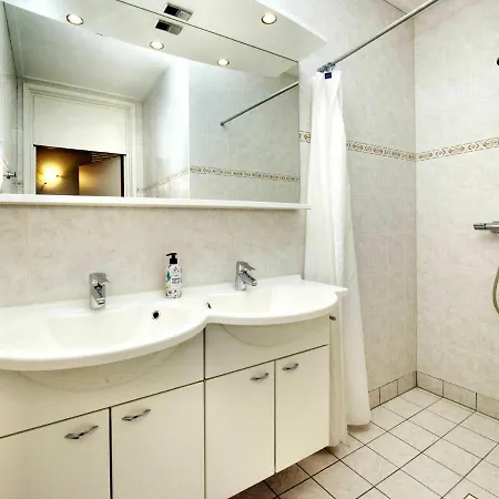 別荘 In Odeigne With Private Pool & Sauna Manhay