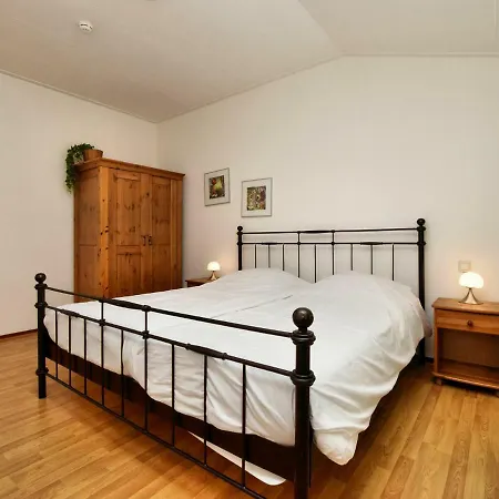 別荘 In Odeigne With Private Pool & Sauna *